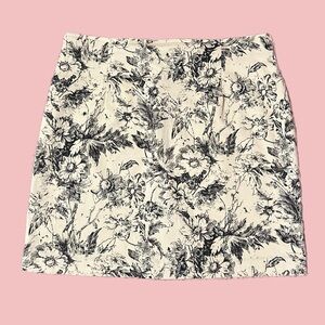 Floral print khaki and black mini skirt New York City and Co